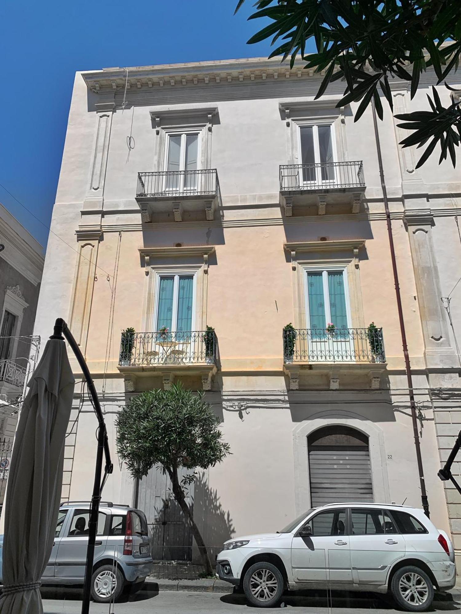 Ferienwohnung La Dimora Dei Mille Syrakus Exterior foto